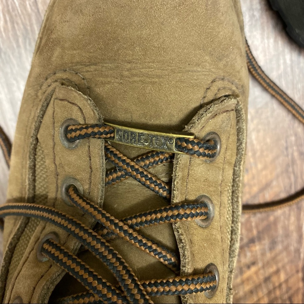 In good condition size 7 Danner Light II boots - Picture 8 of 9